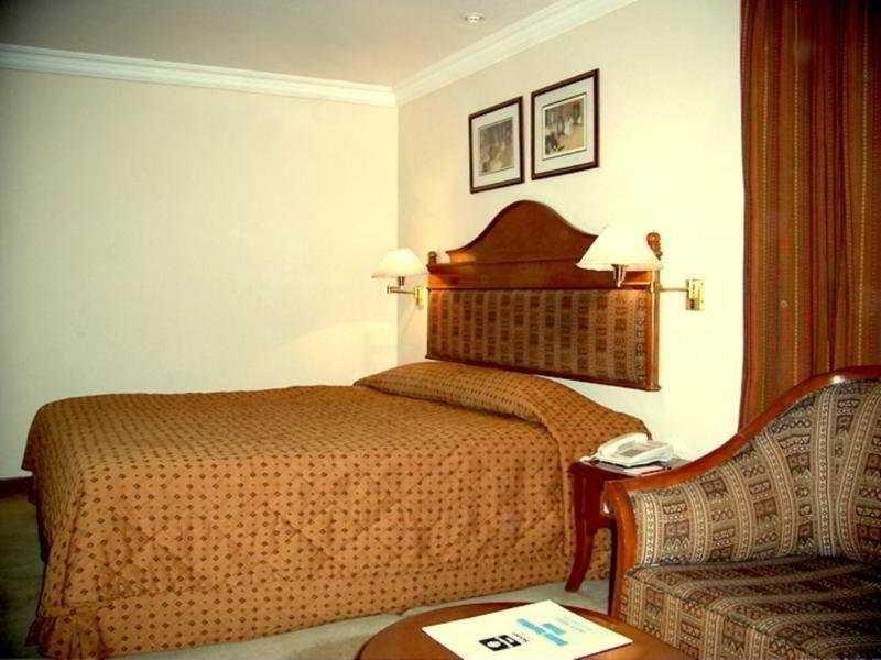 Comfort Inn Sunset Ахмедабад Номер фото